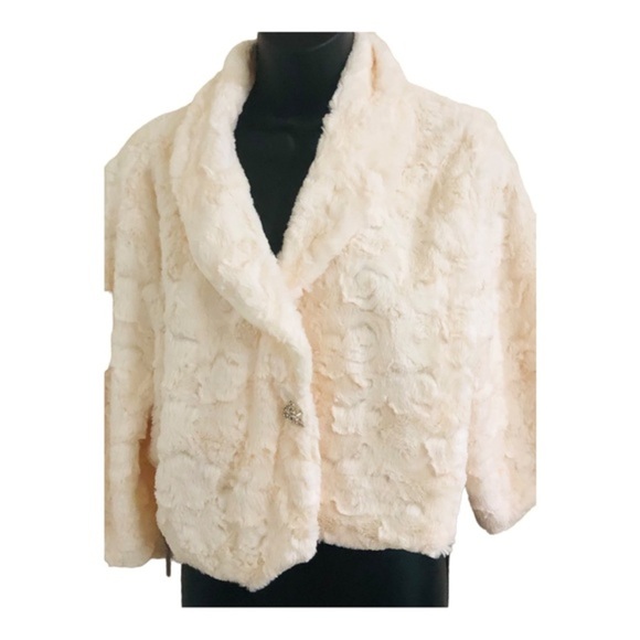 Cream Ivory faux fur capelet bolero jacket new size 2X new - Picture 12 of 16